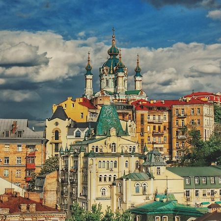 Apartments On Andriyivskyy Descent -Self Check In Kyiv Exterior photo